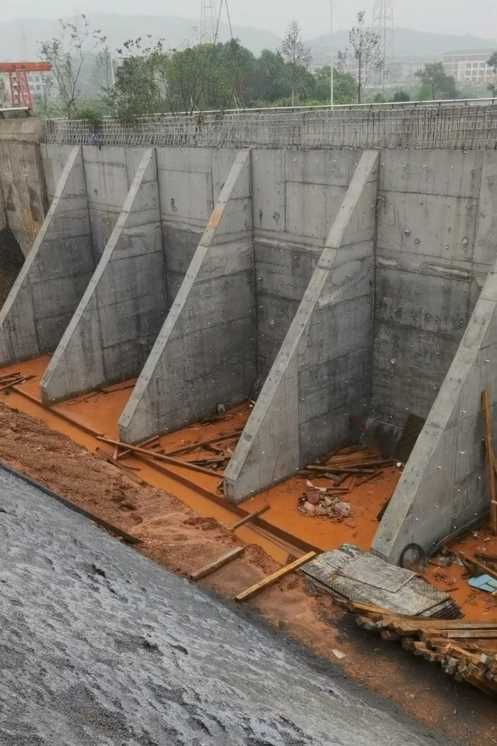 滨州邹平县锚杆式挡土墙